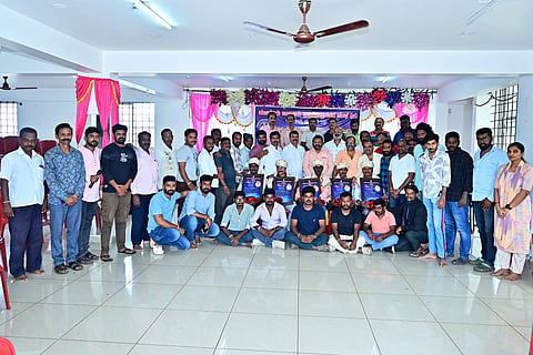 HUN-AUG-23-3(PHOTOGRAPHARS DAY)