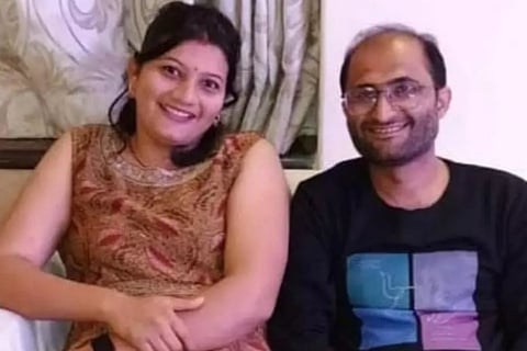 Husband And Wife Kill Themselves