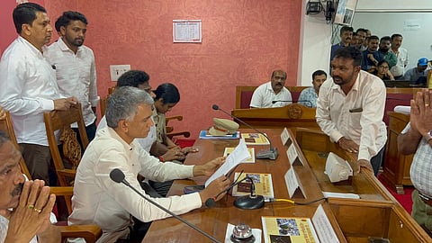ಸಾರ್ವಜನಿಕರಿಂದ ಅಹವಾಲು ಸ್ವೀಕಾರ