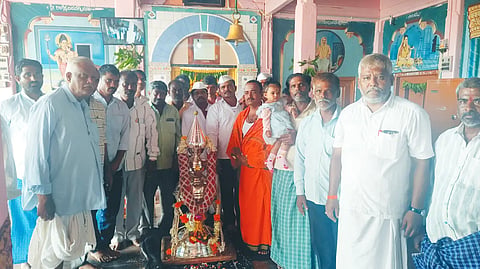 RON KALASA MERAVANIGE