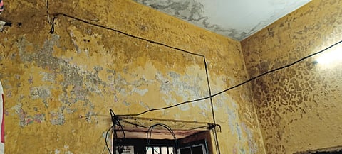 The roof of the house is leaking...