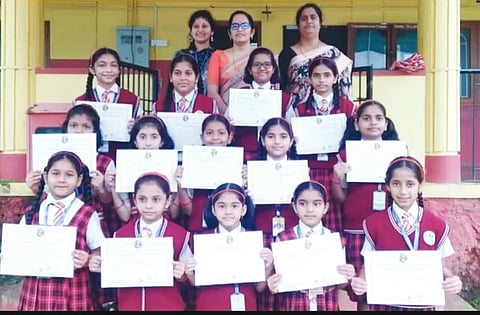Vishwadarshan students' achievements in Bharatanatyam