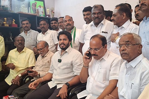 dvg-Nikhil-Kumaraswamy.jpg