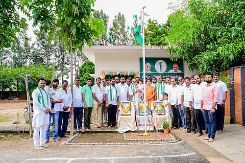 district koppal jds cv chandrashekhar indipendence day celebration