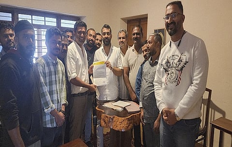 mla manavi