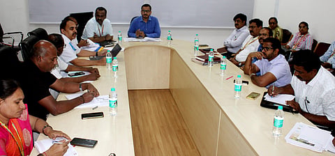 district koppal zp ceo varnit negi meeting water
