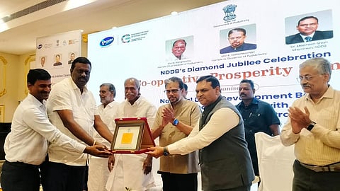 district koppal rabakovi milk fedaration won prize
