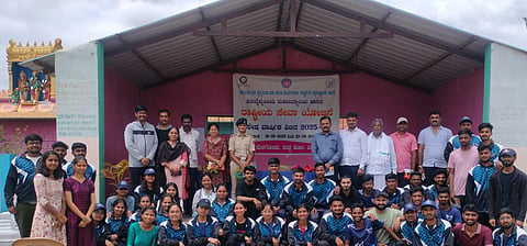 ಮೆಳಗೋಡು ಗ್ರಾಮದಲ್ಲಿ ಎನ್‌ಎಸ್‌ಎಸ್ ಶಿಬಿರ