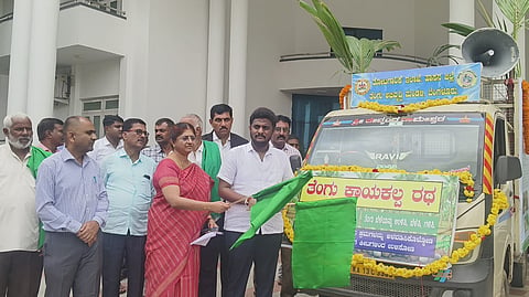 ತೆಂಗು ಬೆಳೆಯ ರೋಗ ತಡೆಗಟ್ಟಿ