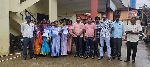 ಸೂರಿನ ಆಸೆ ಕಂಡವರು ಸಂಕಷ್ಟಕ್ಕೆ