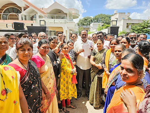 district koppal railway gate issue rob mp rajashekhar hitnal protest