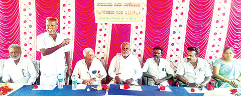 25_Sangha Meeting