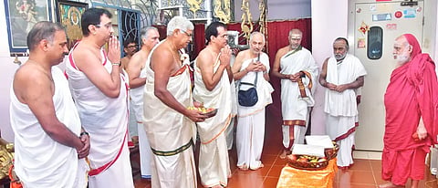 2sri-1 swamiji