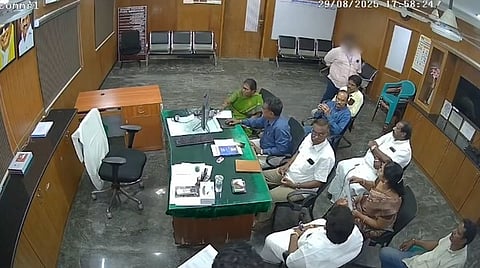 DMK counciler 1
