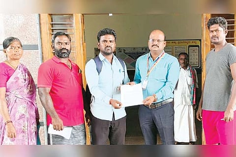 H b halli Certificate of title give