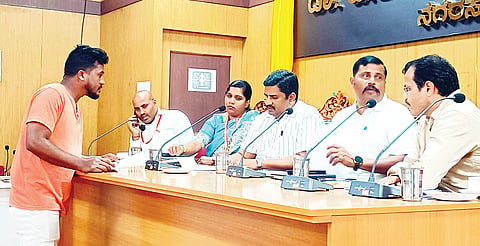 HUN-SEP-10-2(LOKAYUKTH MEETING)