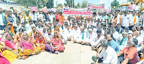 KLG PROTEST