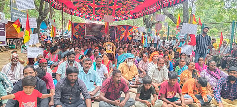 Protest by those deprived of housing rights Mandya