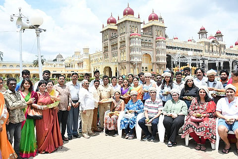 Traditional welcome for tourists in Mysore