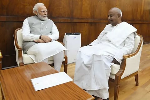 HD Deve Gowda Narendra modi