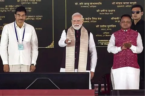 Narendra Modi unveils BSNL's swadeshi 4G network