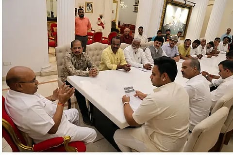 Visit Governor