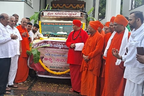 dvg-Bhakti-samarpane.jpg