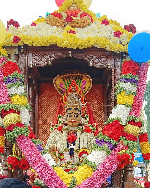 ph,04,ASK, G, ವಿಸರ್ಜನೆಗೆ ಶ್ರೀ ಸ್ವರ್ಣ ಗೌರಮ್ಮ