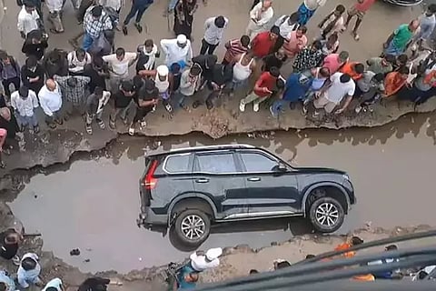 Pothole
