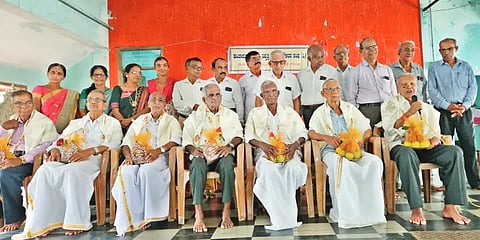 shikshakarige sanmana