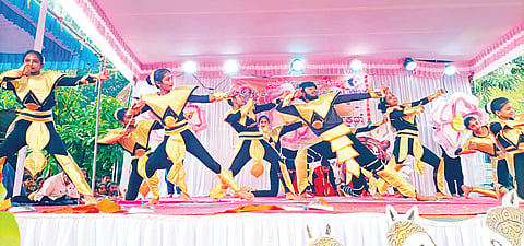 ಚಿತ್ರ 2ಎಸ್ ಡಿ ಪಿ 8