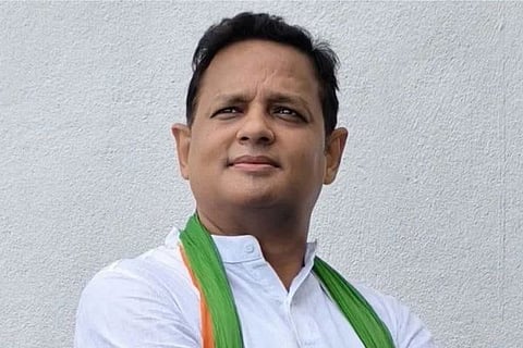 ವಿಜಯವಾಣಿ (100)