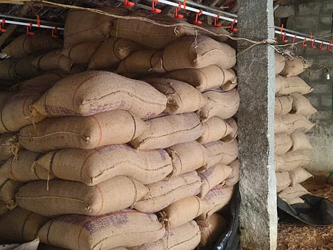 141 quintals of ration millet seized Mandya