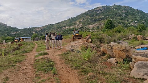 15 K.L.R. 01