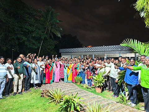 ಐಷಾರಾಮಿ ಹೋಟೆಲ್‌ನಲ್ಲಿ ಪೌರಕಾರ್ಮಿಕರಿಗೆ ಆತಿಥ್ಯ