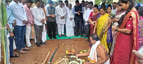 27 MANJU 03