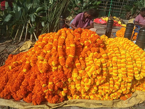 ಆಯುಧ ಪೂಜೆ ವ್ಯಾಪಾರ ಜೋರು