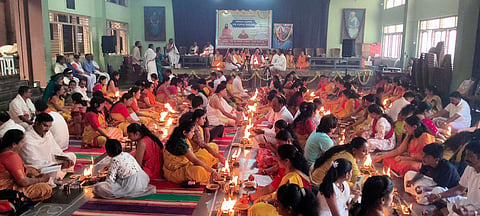 108 ಕುಂಡಗಳಲ್ಲಿ ಸಾಮೂಹಿಕ ಅಗ್ನಿಹೋತ್ರ