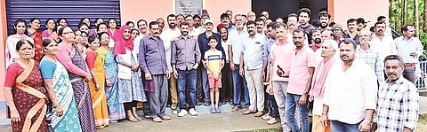 ಸೋಮವಾರಪೇಟೆ ತಾಲೂಕಿನ ನಂದಿಗುಂದ ಗ್ರಾಮಕ್ಕೆ ಶಾಸಕ ಡಾ.ಮಂತರ್‌ಗೌಡ ಭೇಟಿ ನೀಡಿ ಅಭಿವೃದ್ಧಿ ಕಾರ್ಯಗಳ ಕುರಿತು ಮಾಹಿತಿ ಪಡೆದರು. ಉಮೇಶ್, ಗುರುಪ್ರಸಾದ್, ರಾಜಪ್ಪ, ರಜಿನಿ ಇದ್ದರು.