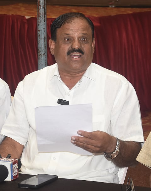 9 Dwd 1 Pradeep patil