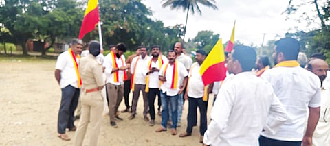 HNP 30 PROTEST 2