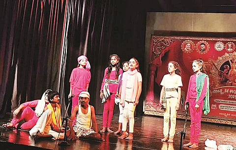 HUN-OCT-2-2(AME KATHE NATAKA)