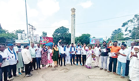 HUN-OCT-9-3(SAMANA MANASKA VEDIKE STRIKE)