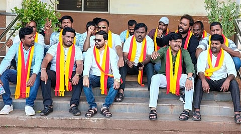 Karave Protesh - Copy