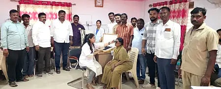Maintain health with eye check-up camp for civic workers