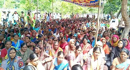 Massive protest by wage workers alleging that they are not being provided with wage work under NREGA
