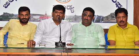 Press conference of Okkaliga community against survey Mandya