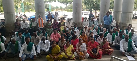 Protest by villagers of Old Kirangur Mandya