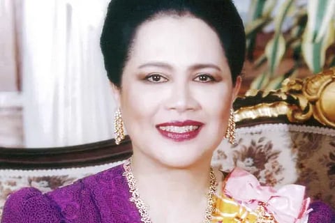 Thailand former queen Sirikit dies aged 93