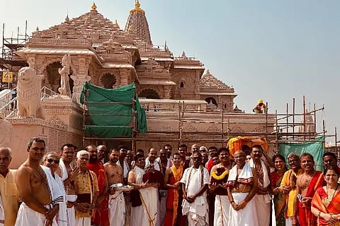 Worship of Lord Rama by the sages in Ayodhya